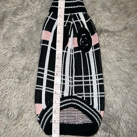 new Mabel & James preppy Burberry looking print dog sweater (XS) - Picture 6 of 9